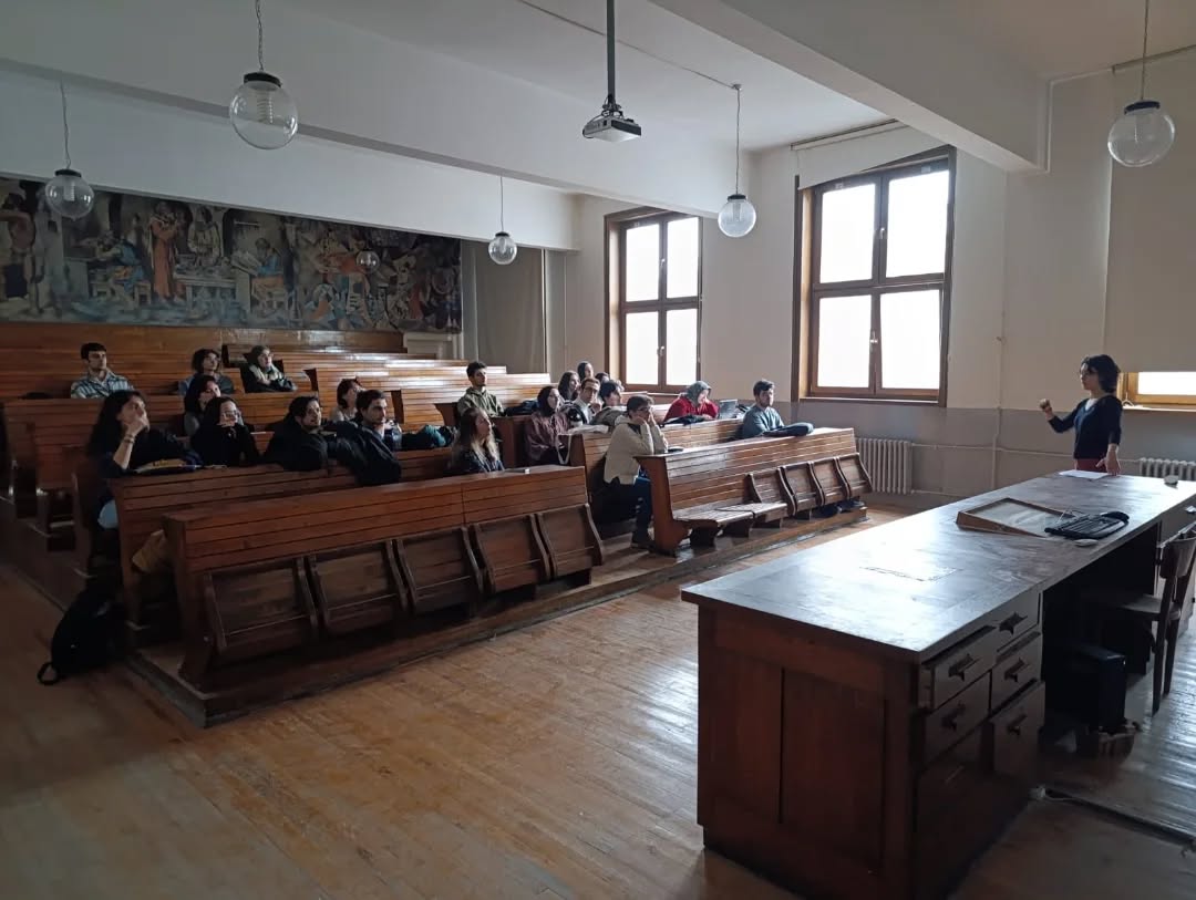 Makale Grubu — Yasemin Aydın